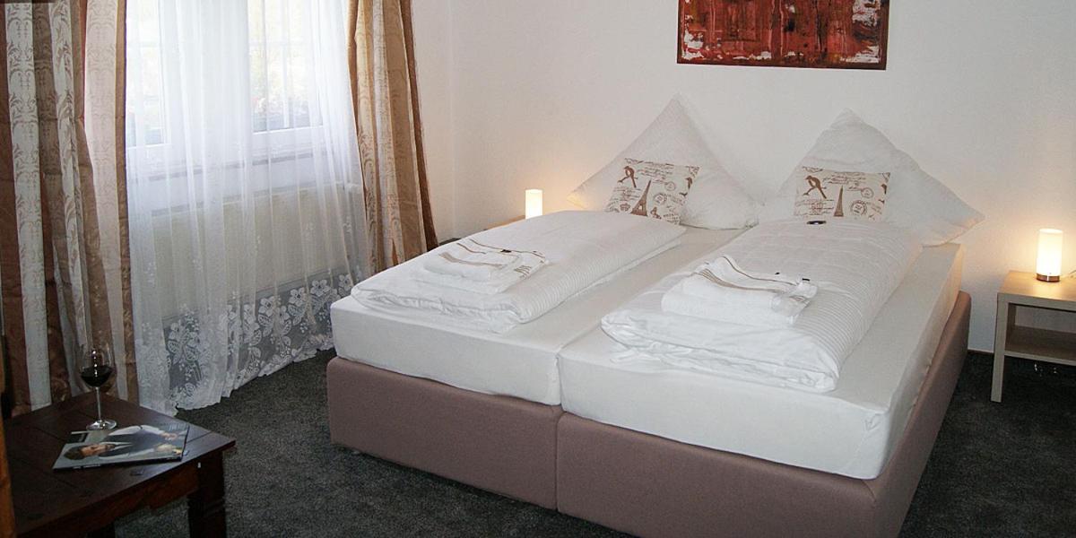Forsthaus Ewig Hotel-Restaurant Attendorn Dış mekan fotoğraf